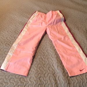 Adorable Nike Size 4T pants